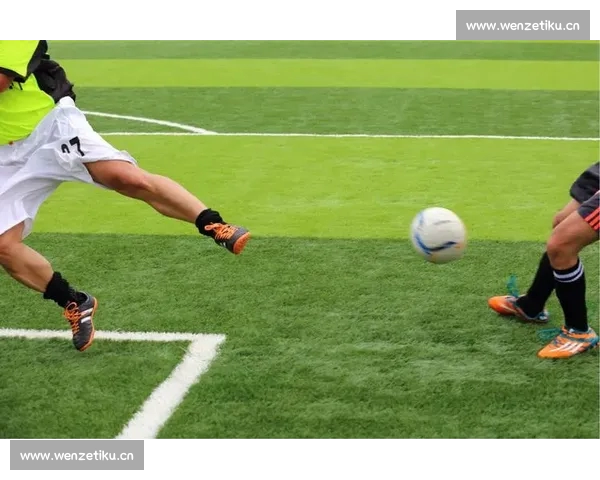 高清流畅足球赛事直播APP下载畅享实时精彩对决全程不漏每一球 - 副本 (6) - 副本 - 副本